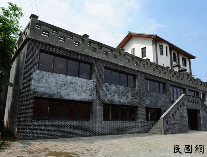 龙章造纸厂办公楼旧址，位于今重庆市江北区