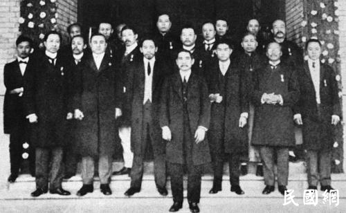 民国跑偏了   孙中山有很大责任
