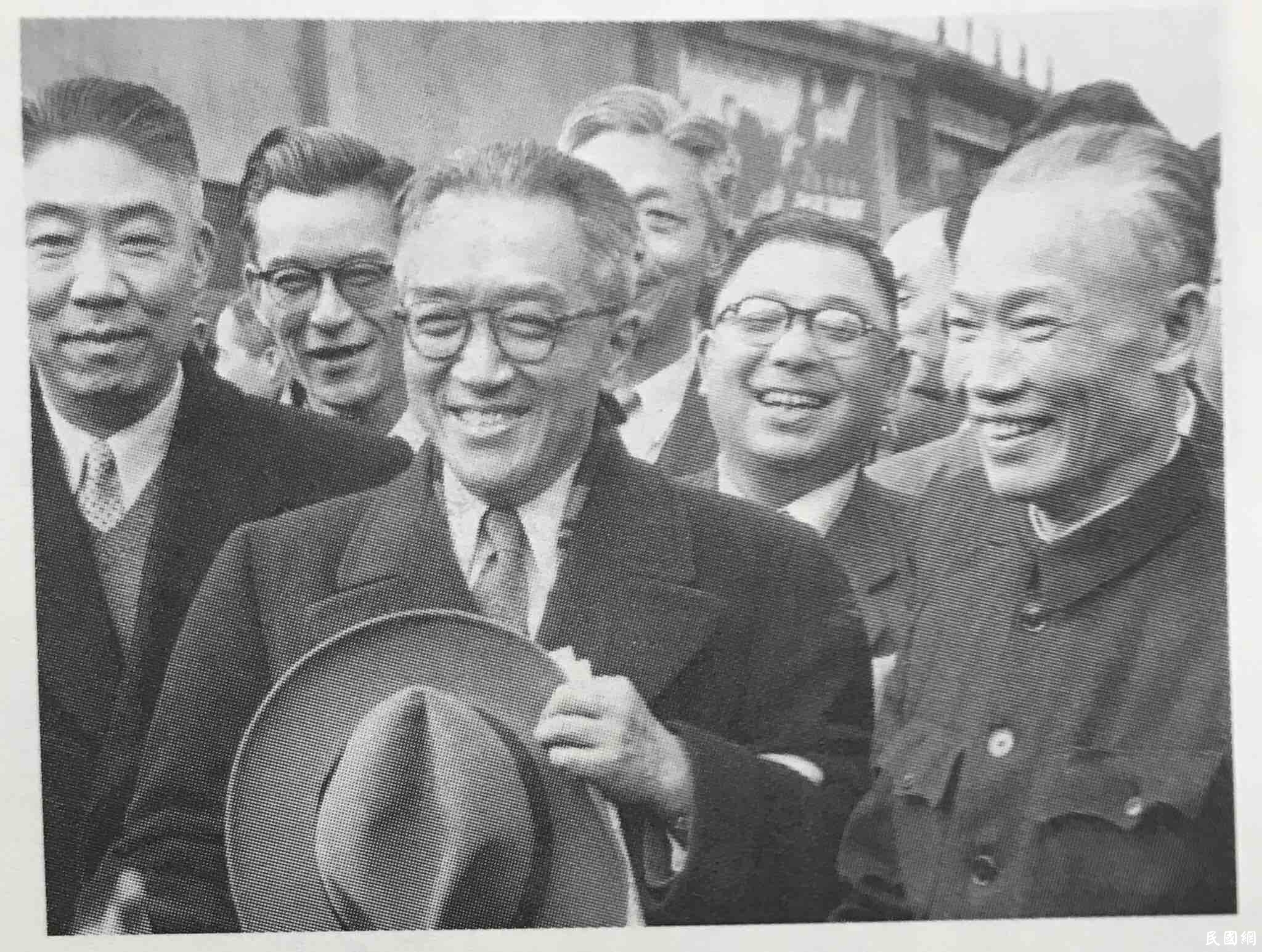 民国经典——胡适：民主与极权的冲突