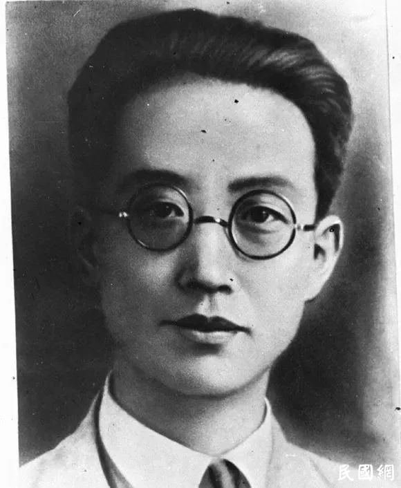 丁玲这个女人：生命不息，折腾不止