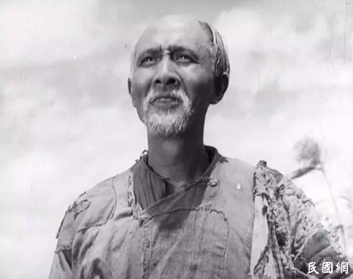 《武训传》：大陆首部禁片，生错了时代？