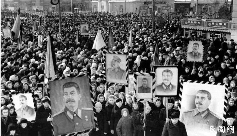 斯大林：苏联是世界上唯一真正民主国家